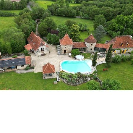 Les Gites Et Chambres D'Hotes Du Mas De Bouzou Grèzes Exterior foto